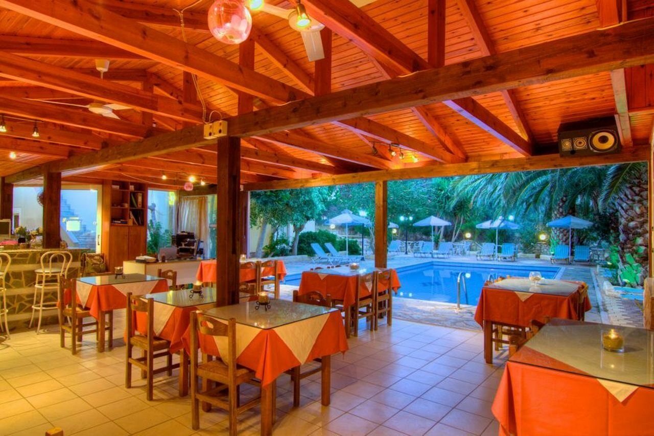 Sunrise Hotel & Apartments โรดาคิโน ภายนอก รูปภาพ